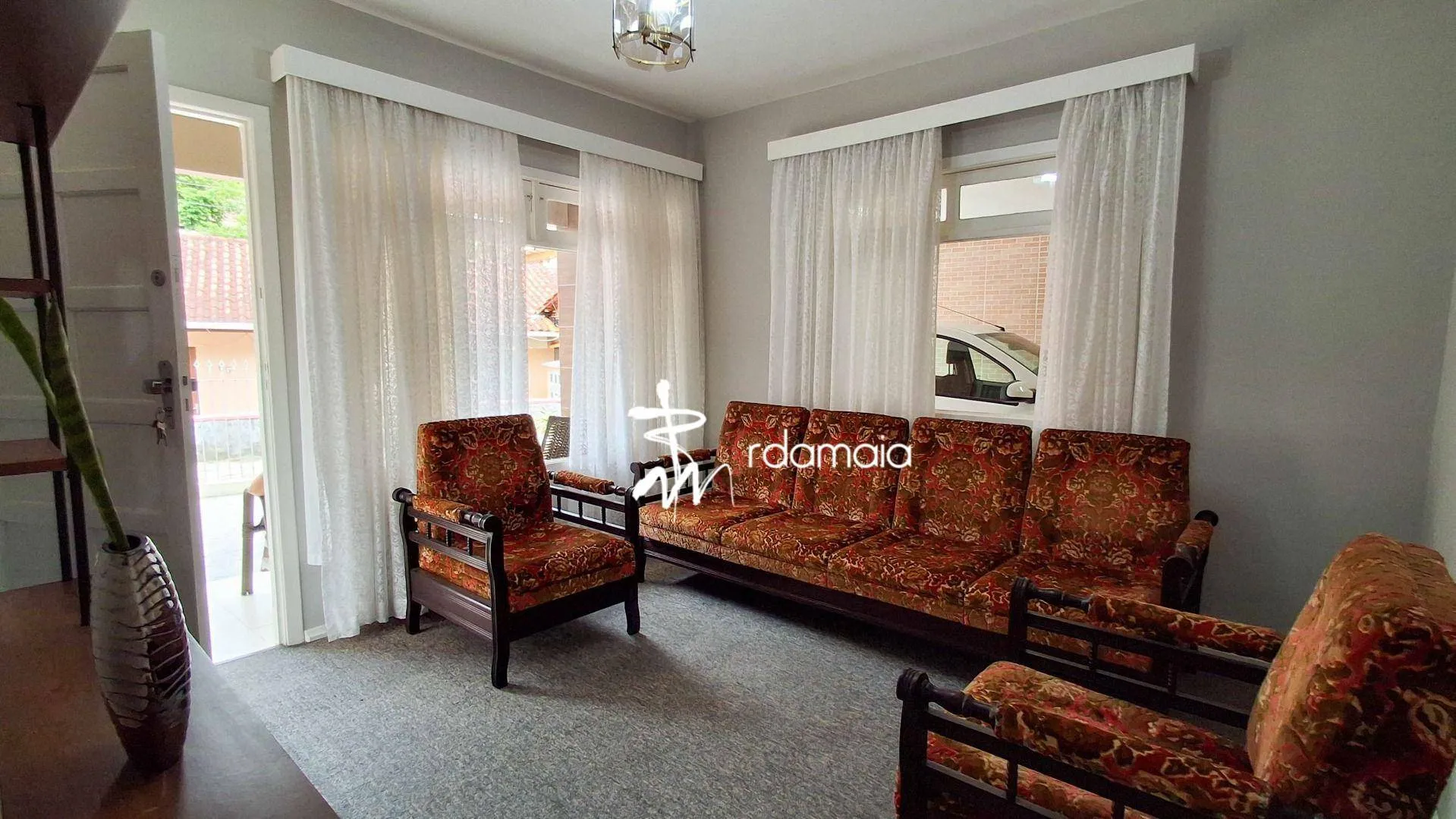 Casa com 3 dormitórios à venda, 140 m por R$ 468.000 - Garcia - Blumenau/SC - foto 1