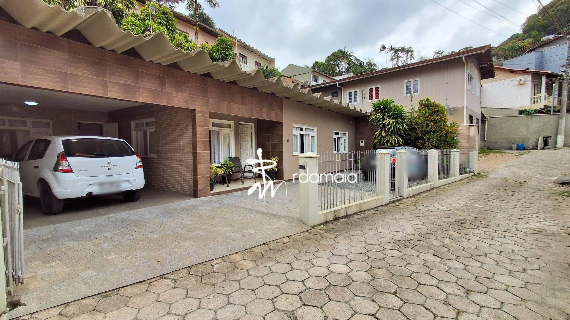 Casa com 3 dormitórios à venda, 140 m por R$ 468.000 - Garcia - Blumenau/SC — foto 2