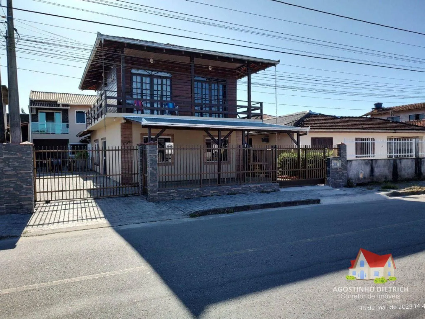 Imperdivel! 02 Sobrados Residenciais C/Aprox.310,00 m2+Moveis +Terreno de 360m2 No Aventureiro! - foto 1