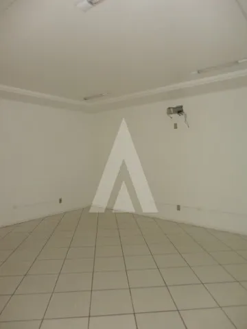 Sala para alugar por R$ 500.00, 24.68 m2 - CENTRO - JOINVILLE/SC — foto 3