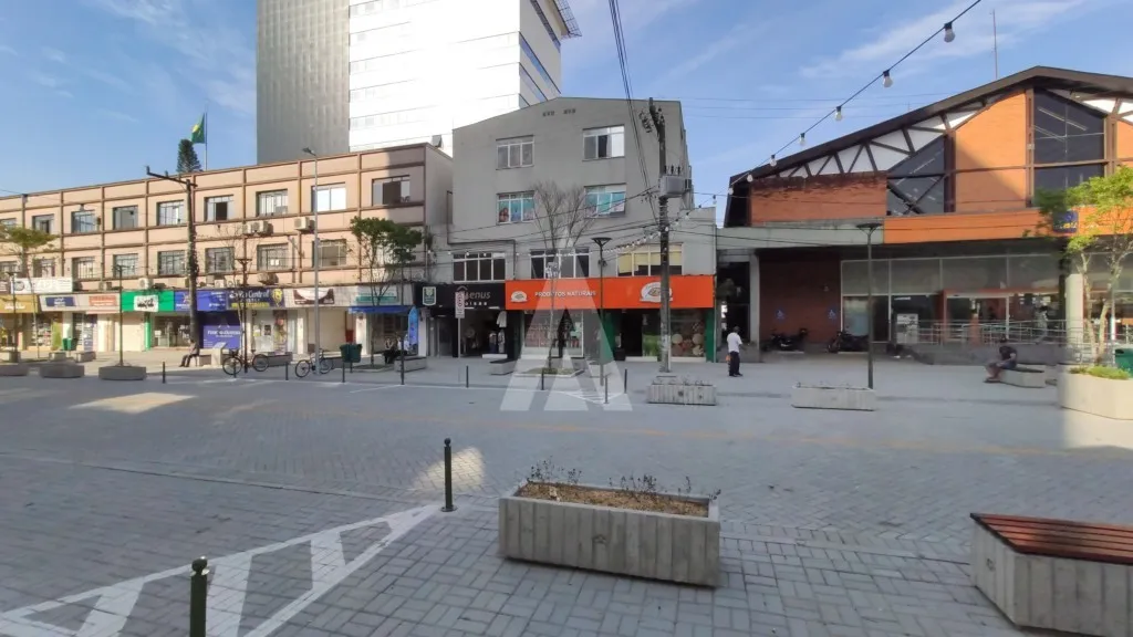 Sala para alugar por R$ 750.00, 55.06 m2 - CENTRO - JOINVILLE/SC — foto 5