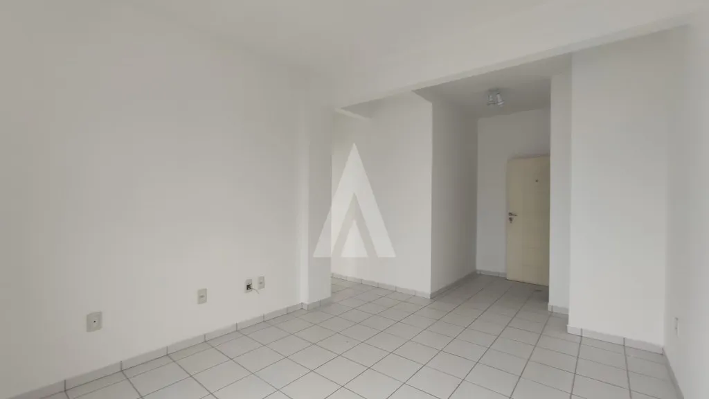 Sala para alugar por R$ 900.00, 47.44 m2 - CENTRO - JOINVILLE/SC — foto 3