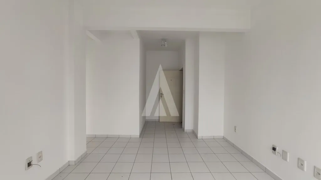 Sala para alugar por R$ 900.00, 47.44 m2 - CENTRO - JOINVILLE/SC — foto 5