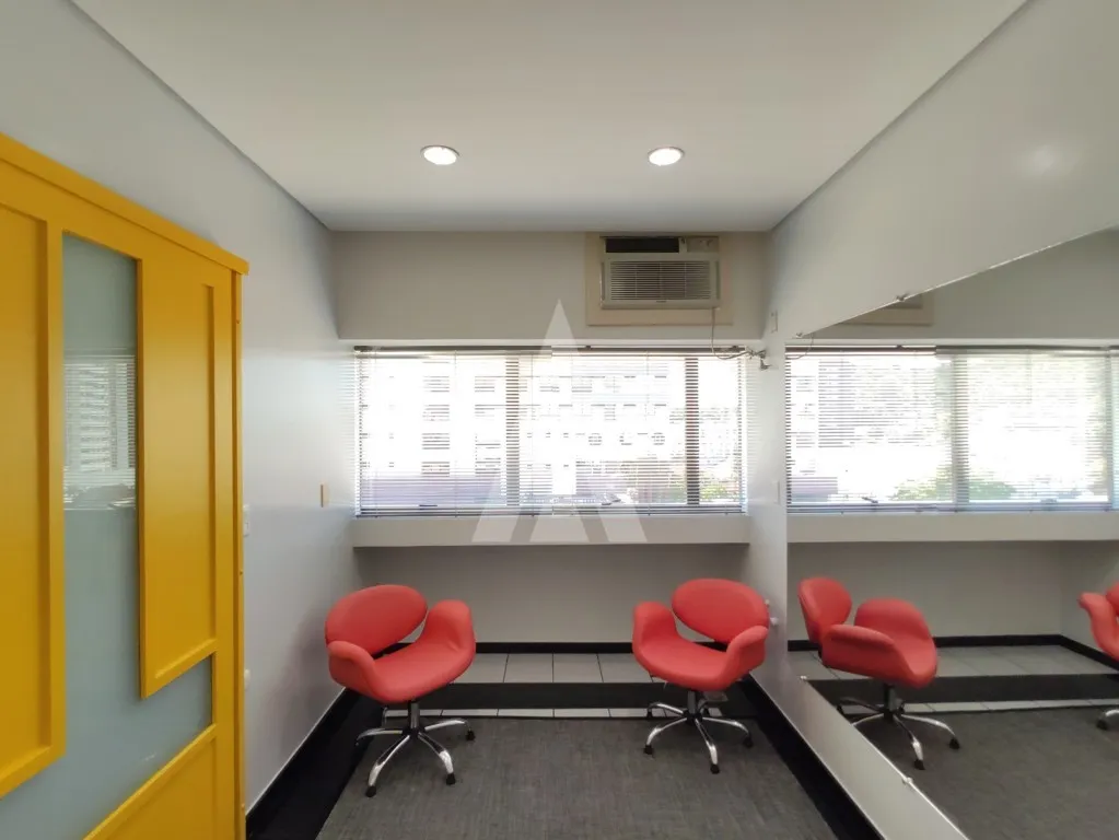 Sala para alugar por R$ 2000.00, 40.00 m2 - CENTRO - JOINVILLE/SC — foto 3