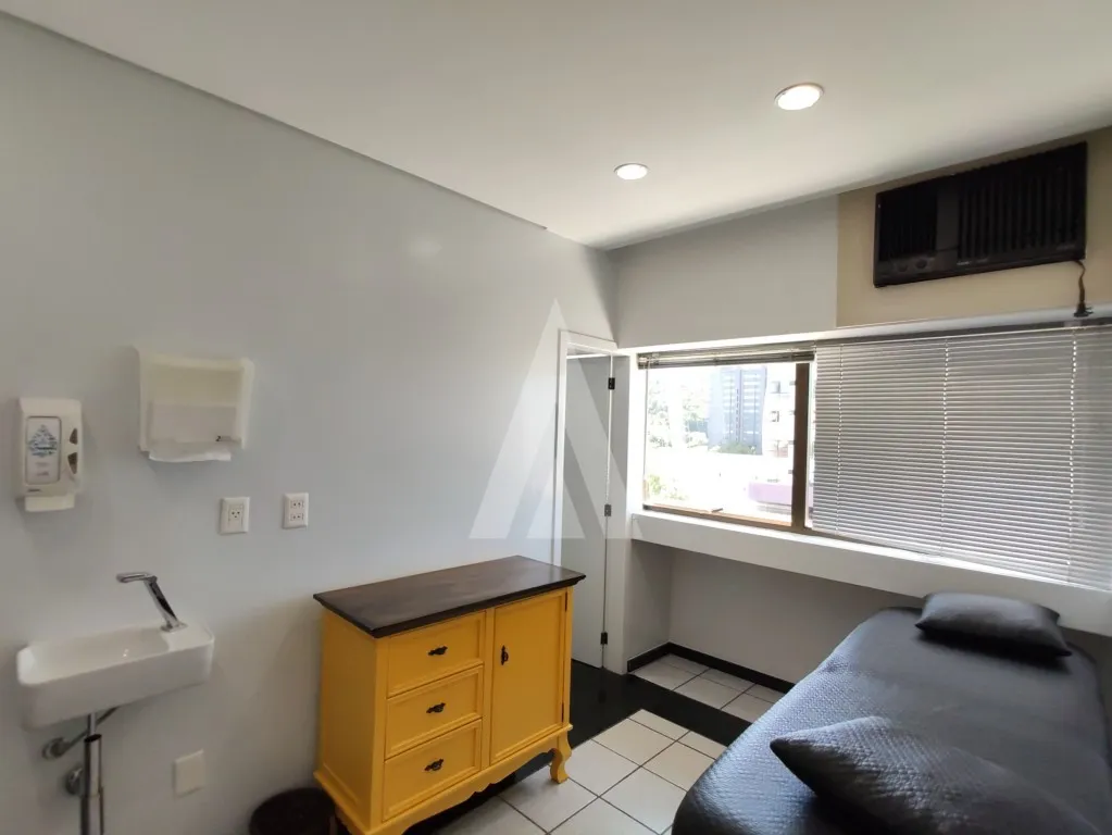 Sala para alugar por R$ 2000.00, 40.00 m2 - CENTRO - JOINVILLE/SC — foto 7