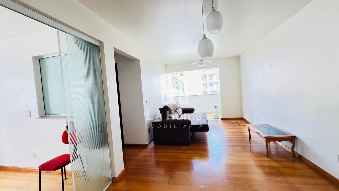 Apartamento em andar alto com 02 dormitórios sendo 01 suíte, sacada fechada com churrasqueira à venda em Blumenau, Itoupava Seca — foto 2