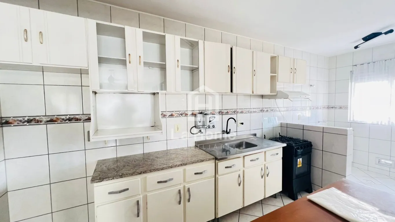 Apartamento em andar alto com 02 dormitórios sendo 01 suíte, sacada fechada com churrasqueira à venda em Blumenau, Itoupava Seca — foto 4