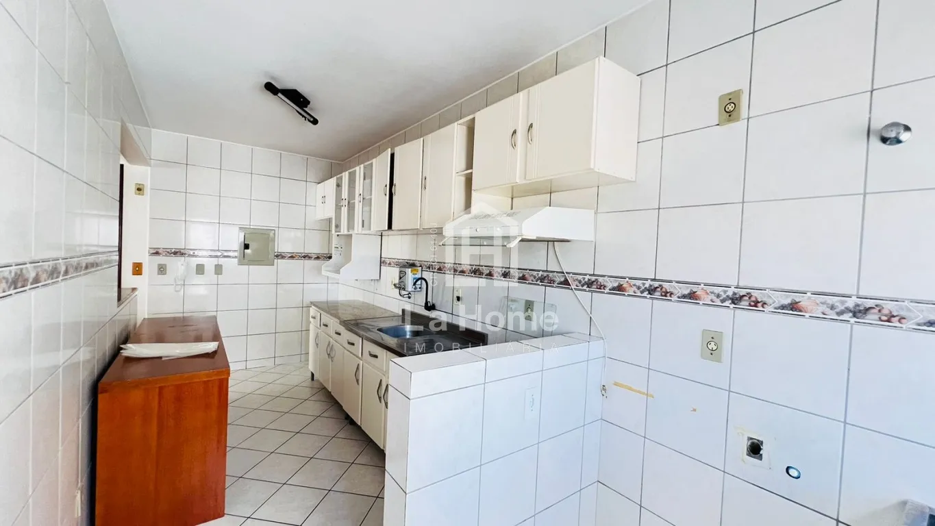 Apartamento em andar alto com 02 dormitórios sendo 01 suíte, sacada fechada com churrasqueira à venda em Blumenau, Itoupava Seca — foto 5