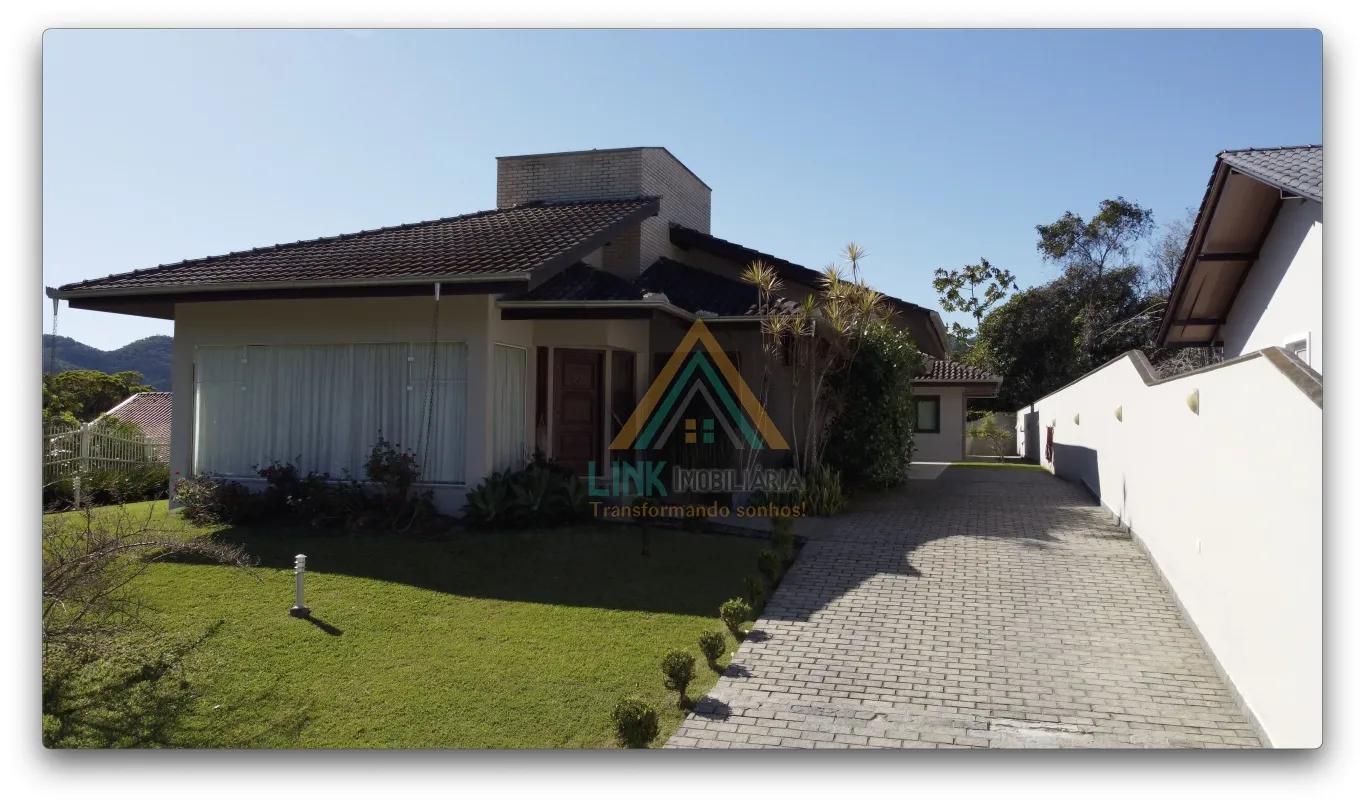 Casa de Alto Padrão, no centro da cidade de Pomerode, com 221,66m. — foto 4