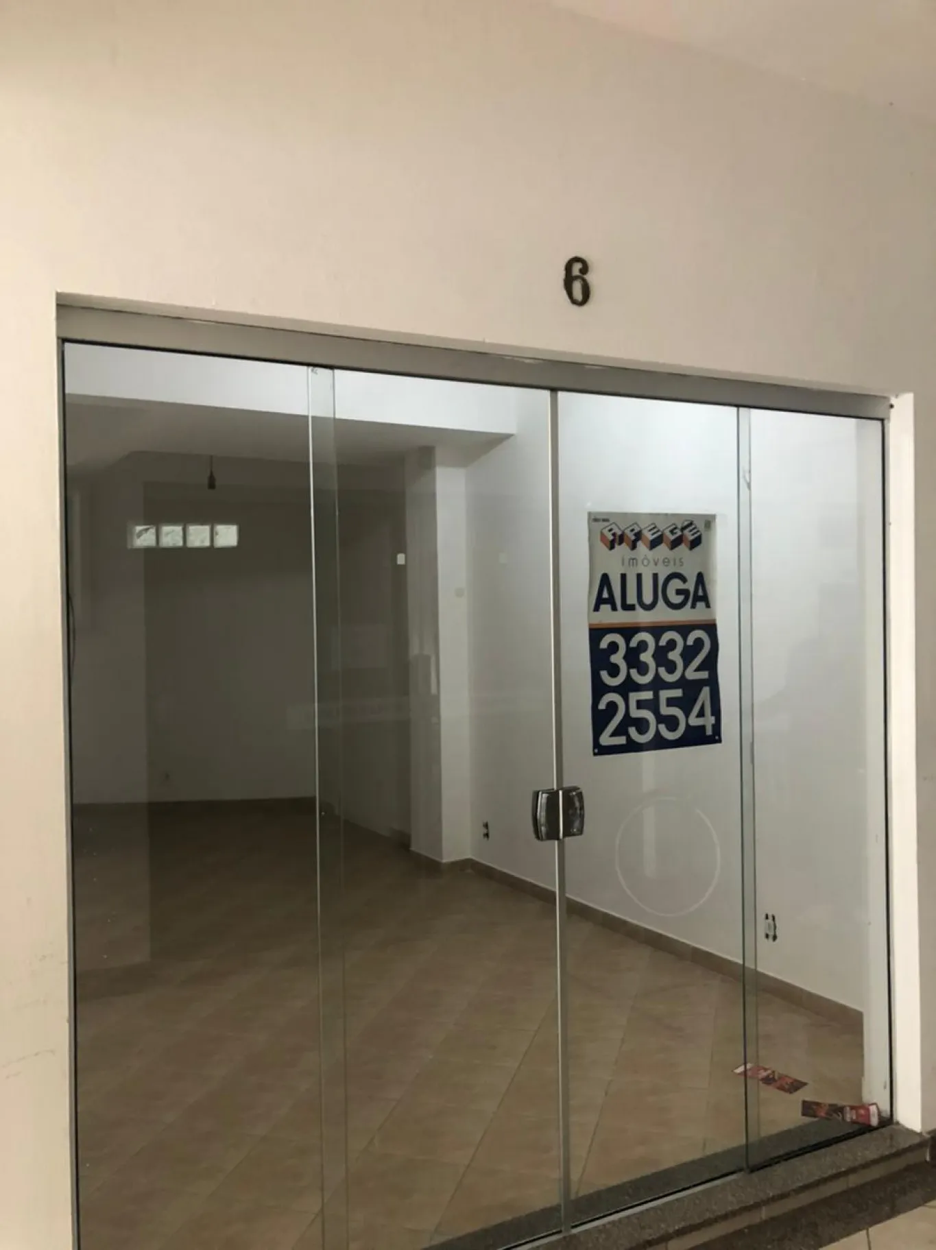 Salas Comerciais para alugar, com aproxidamente 25 m - Centro de Gaspar. — foto 2