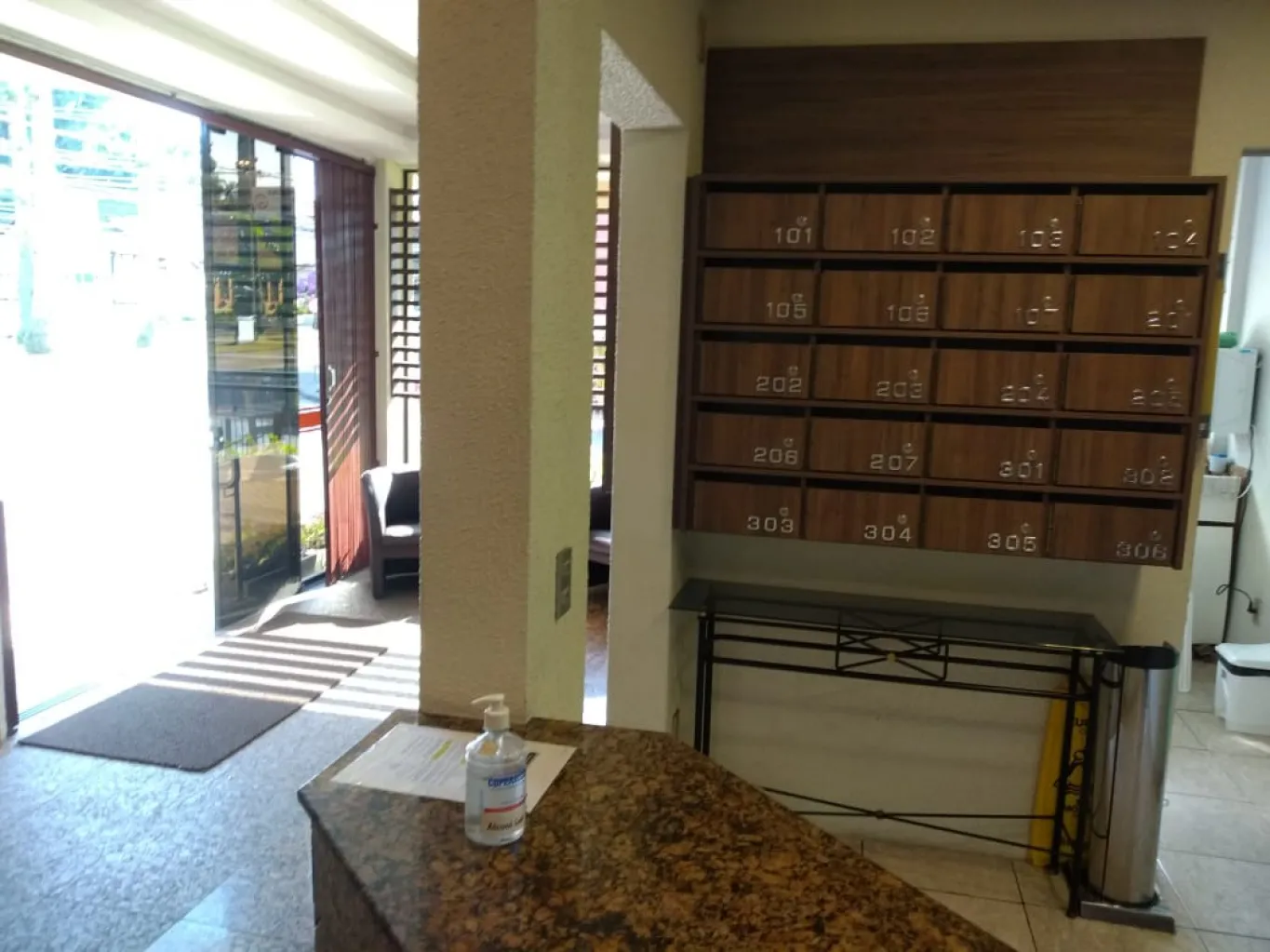 Salas amplas, local privilegiado — foto 7