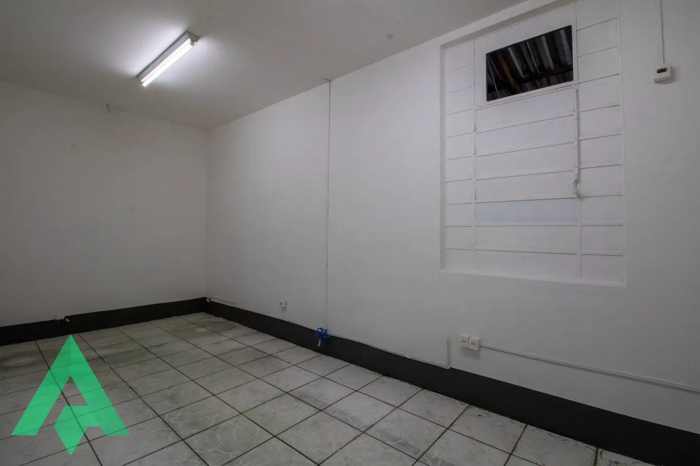 Galpão de 550m para locação por R$ 9.900,00 - Bairro Salto - Blumenau/SC — foto 7