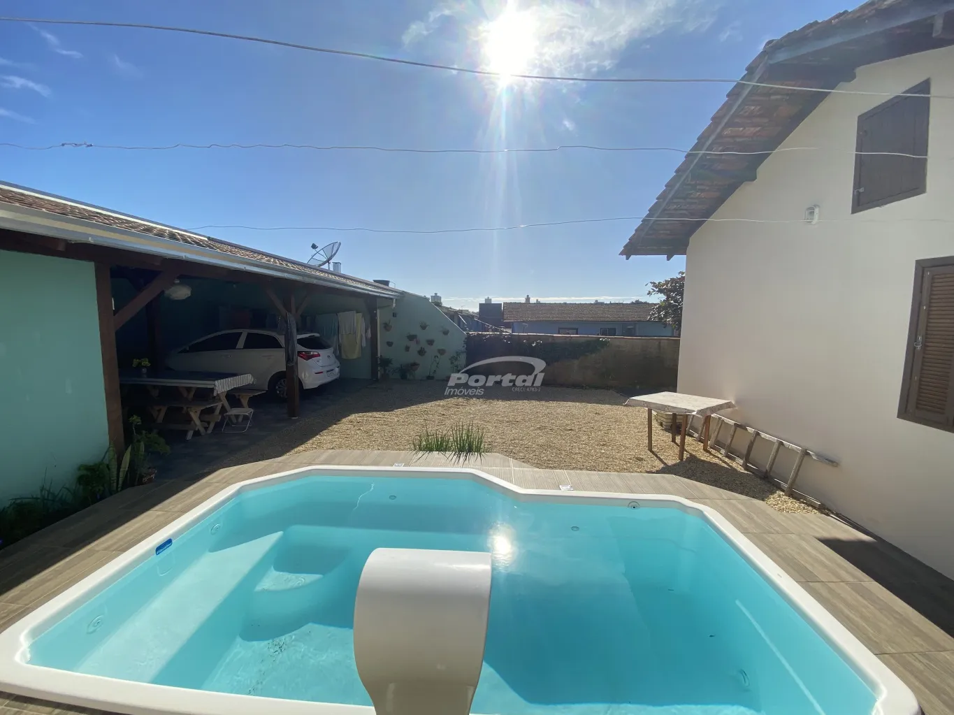 Casa com 3 dormitórios + edícula nos fundos e com piscina, no bairro Santo Antônio em Balneário Piçarras, a 1,5km da praia! — foto 5