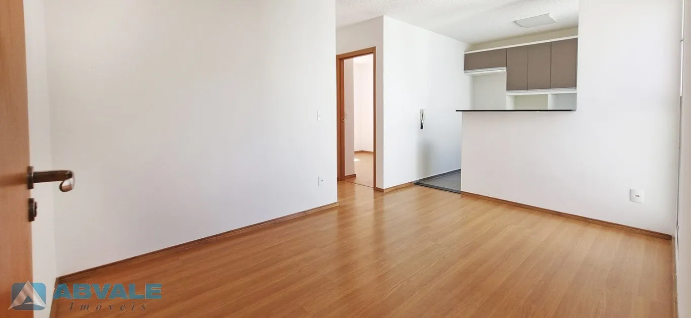 APARTAMENTO com 2 dormitórios e Móveis Sob Medida na Cozinha e Banheiro, situado em Condomínio Clube Completo — foto 2