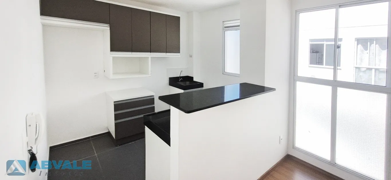 APARTAMENTO com 2 dormitórios e Móveis Sob Medida na Cozinha e Banheiro, situado em Condomínio Clube Completo — foto 4