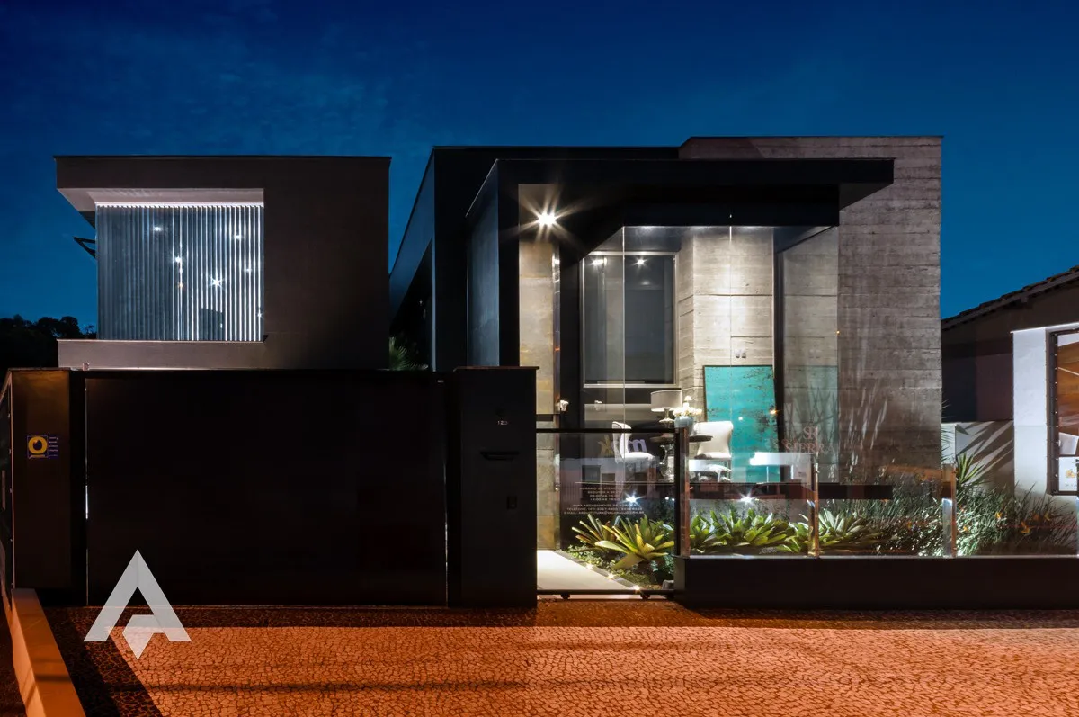 Prédio Comercial à venda no bairro Itoupava Norte! - foto 1