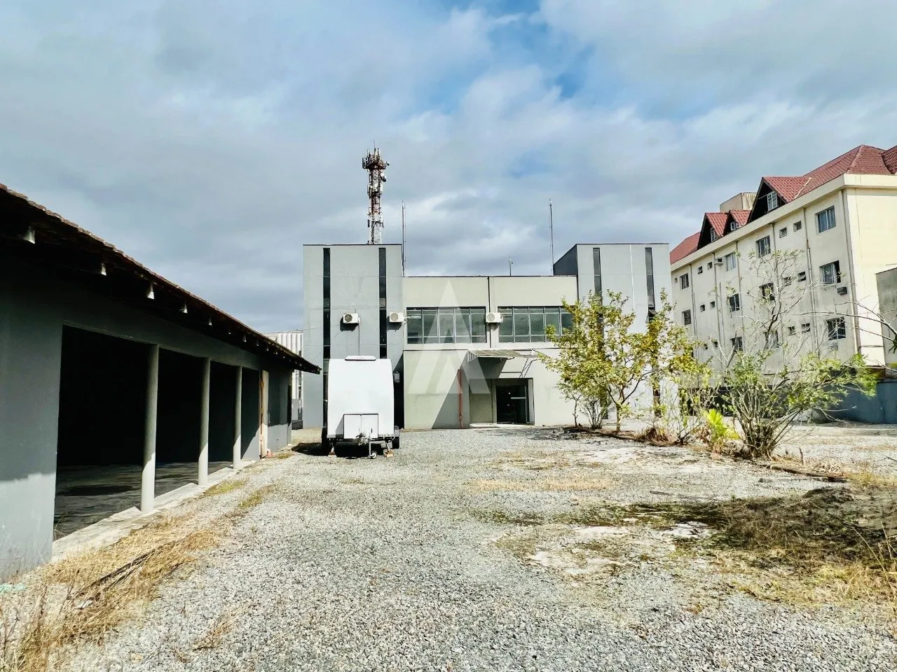 Prédio Comercial à venda no bairro Santo Antônio em Joinville, por R$ 8.000.000.00. — foto 2