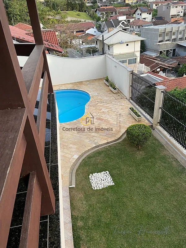 Casa de alto padrão — foto 3