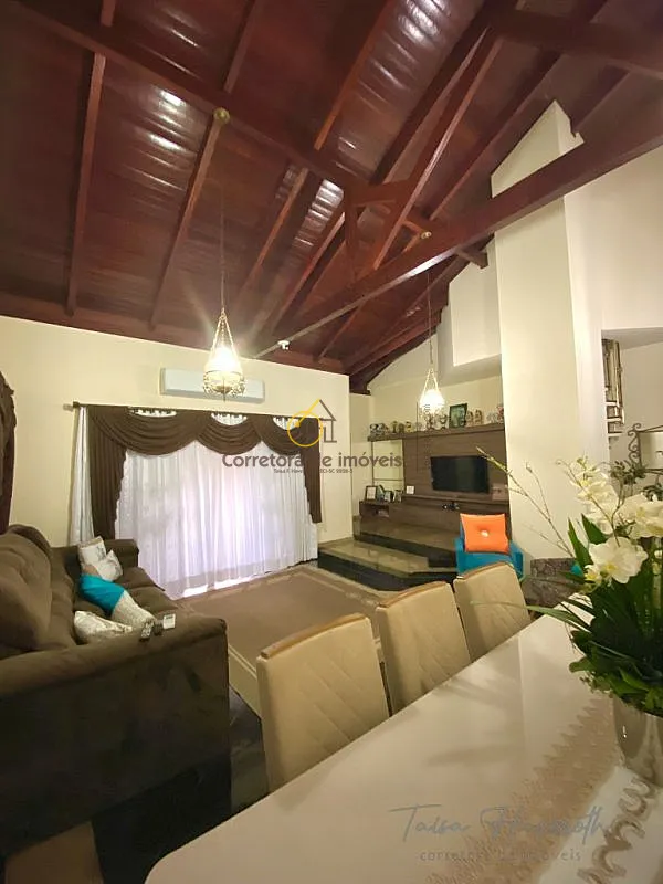 Casa de alto padrão — foto 5