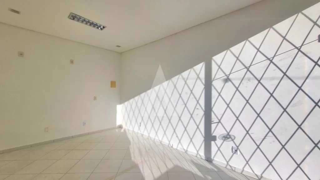 Loja comercial localizada no Centro com 15 m — foto 3