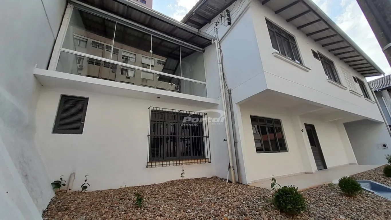 Casa 3 dormitórios disponível para locação no Bairro Ponta Aguda Blumenau - foto 1