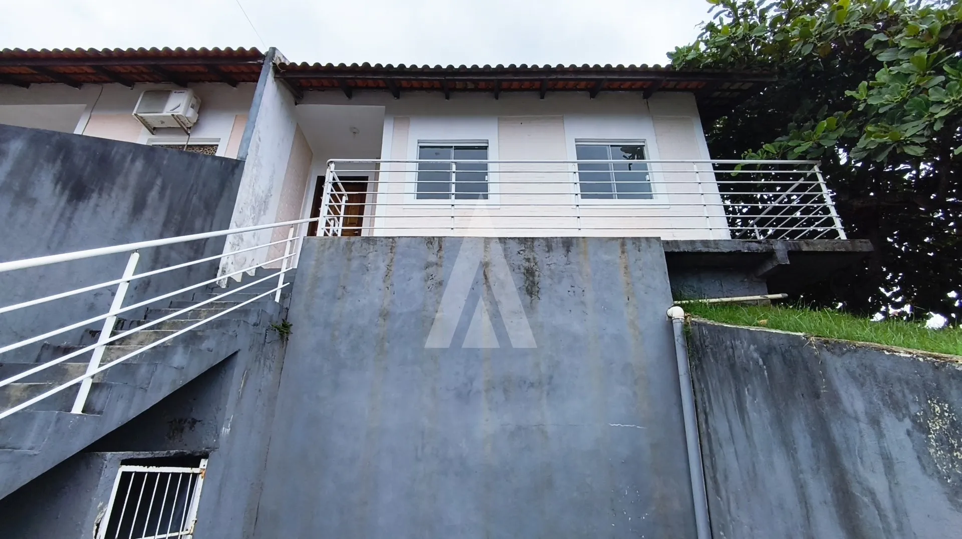 Geminado no bairro Jarivatuba. - foto 1