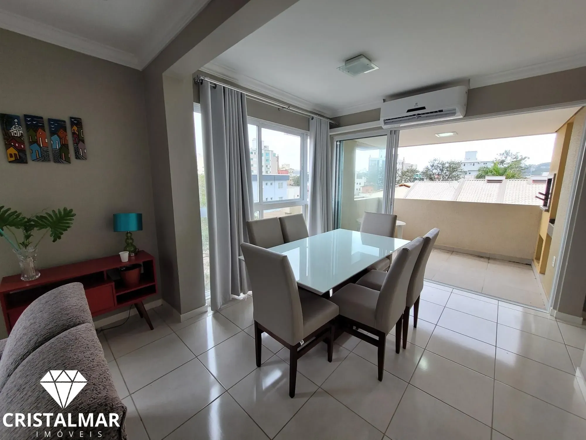 AMPLO APARTAMENTO DE 3 DORMITORIOS — foto 2