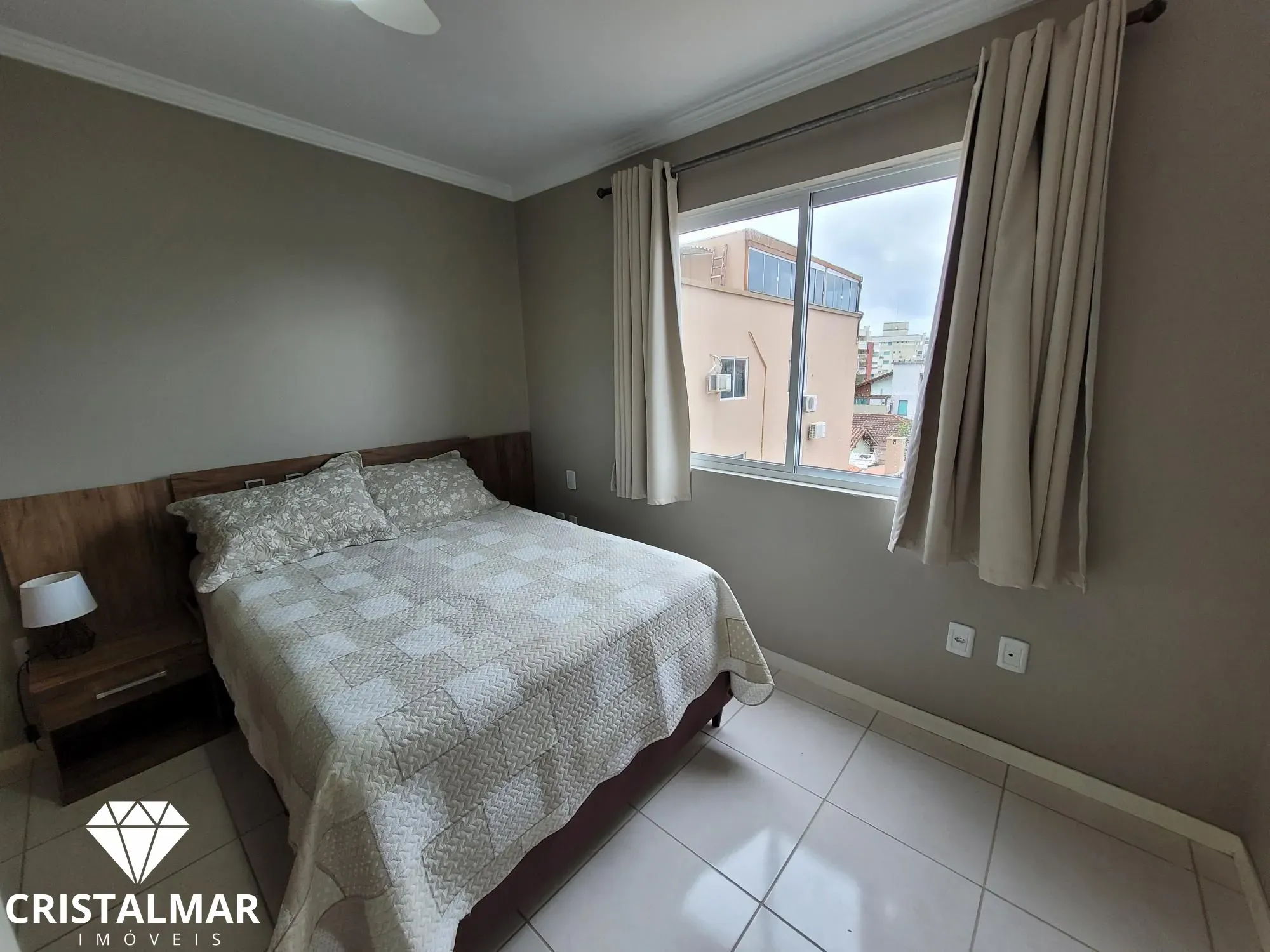 AMPLO APARTAMENTO DE 3 DORMITORIOS — foto 7