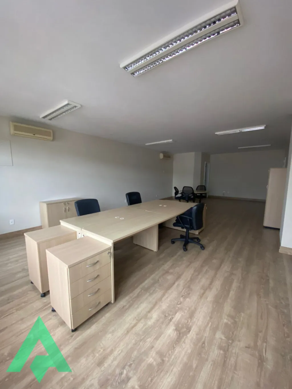 Excelente Sala Comercial, no Centro de Blumenau! — foto 4