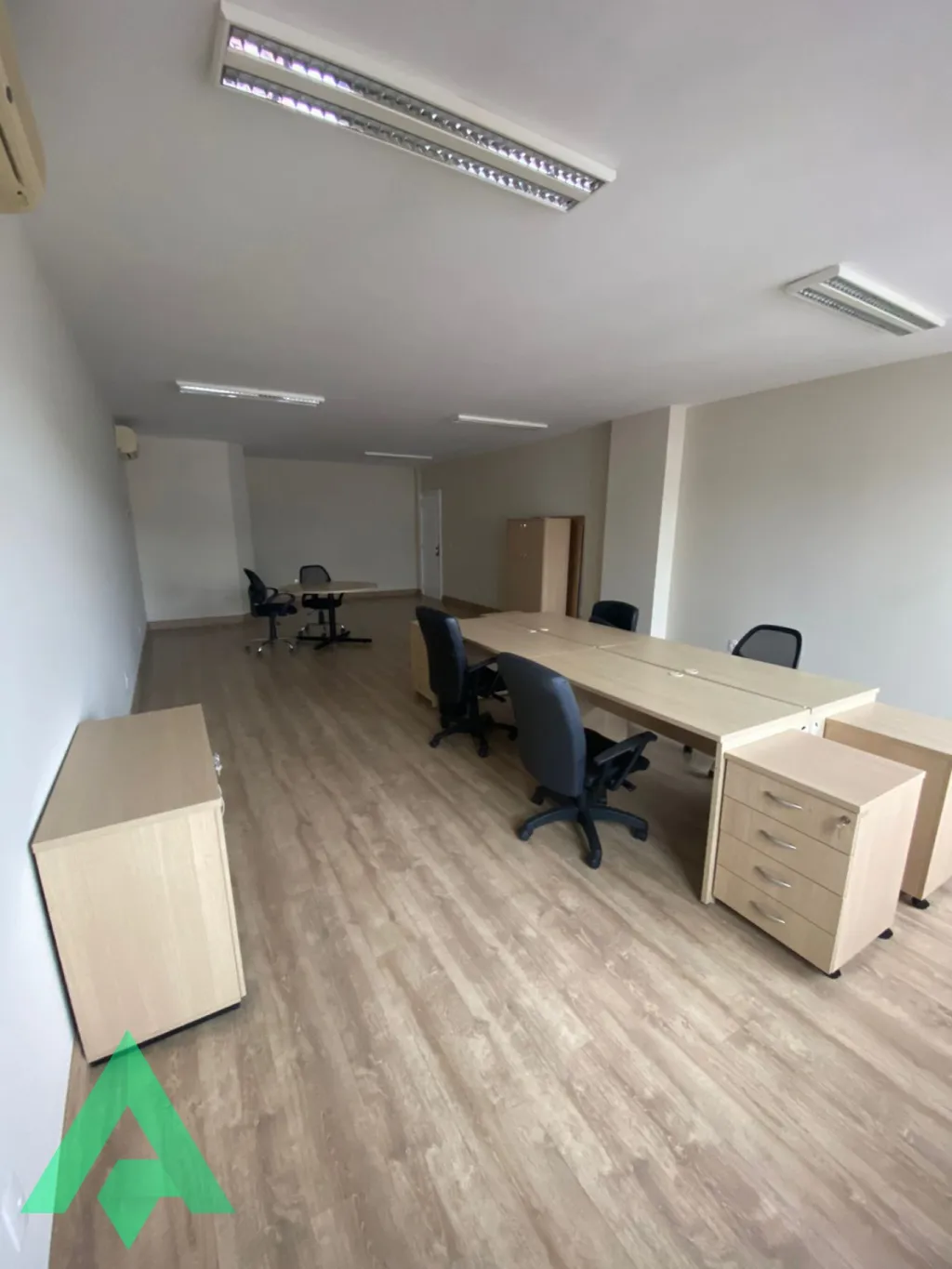 Excelente Sala Comercial, no Centro de Blumenau! — foto 5