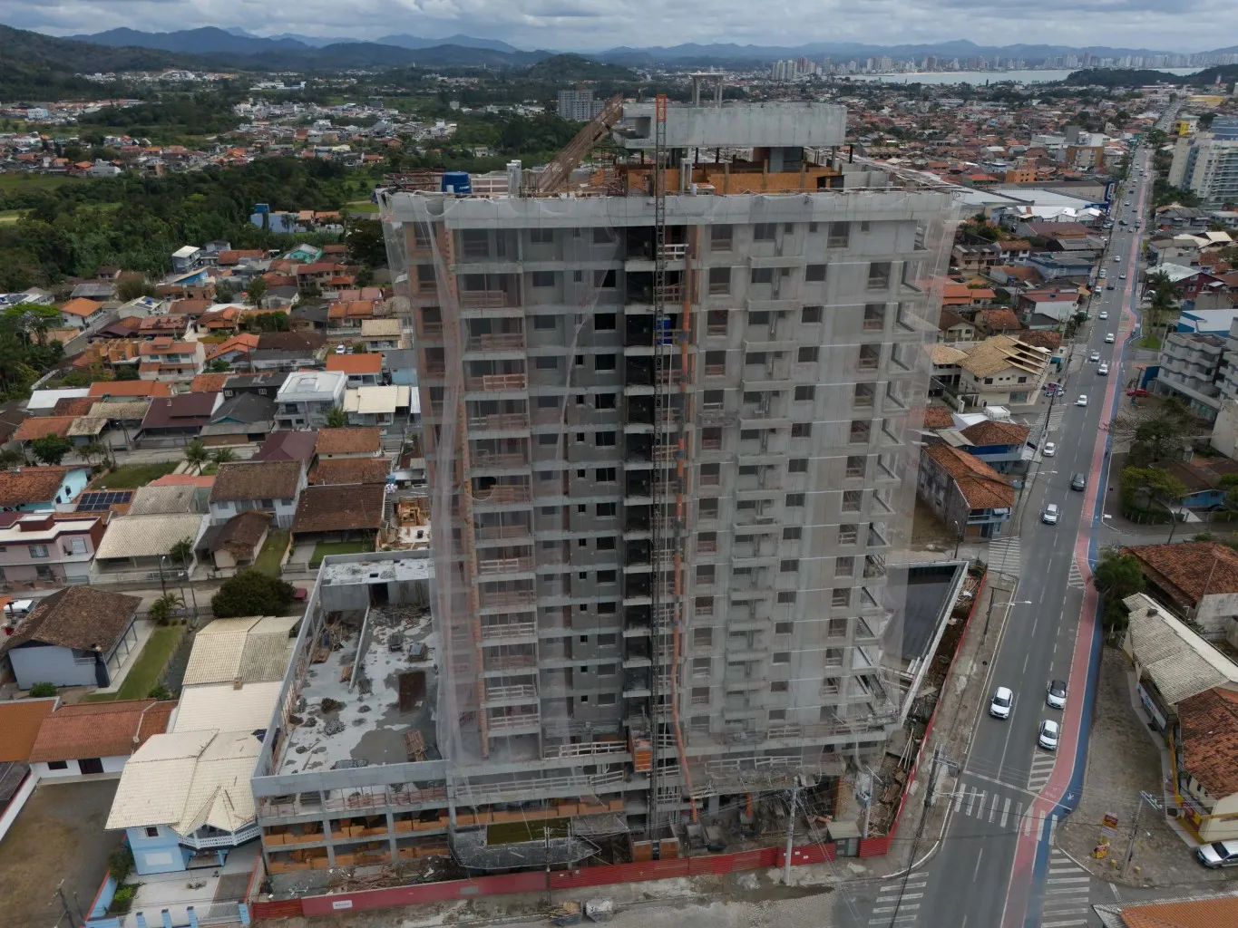 Apartamento com 2 ou 3 dormitórios, com suíte e lazer completo, na Praia de Armação em Penha! (Cód. 13503) - foto 1