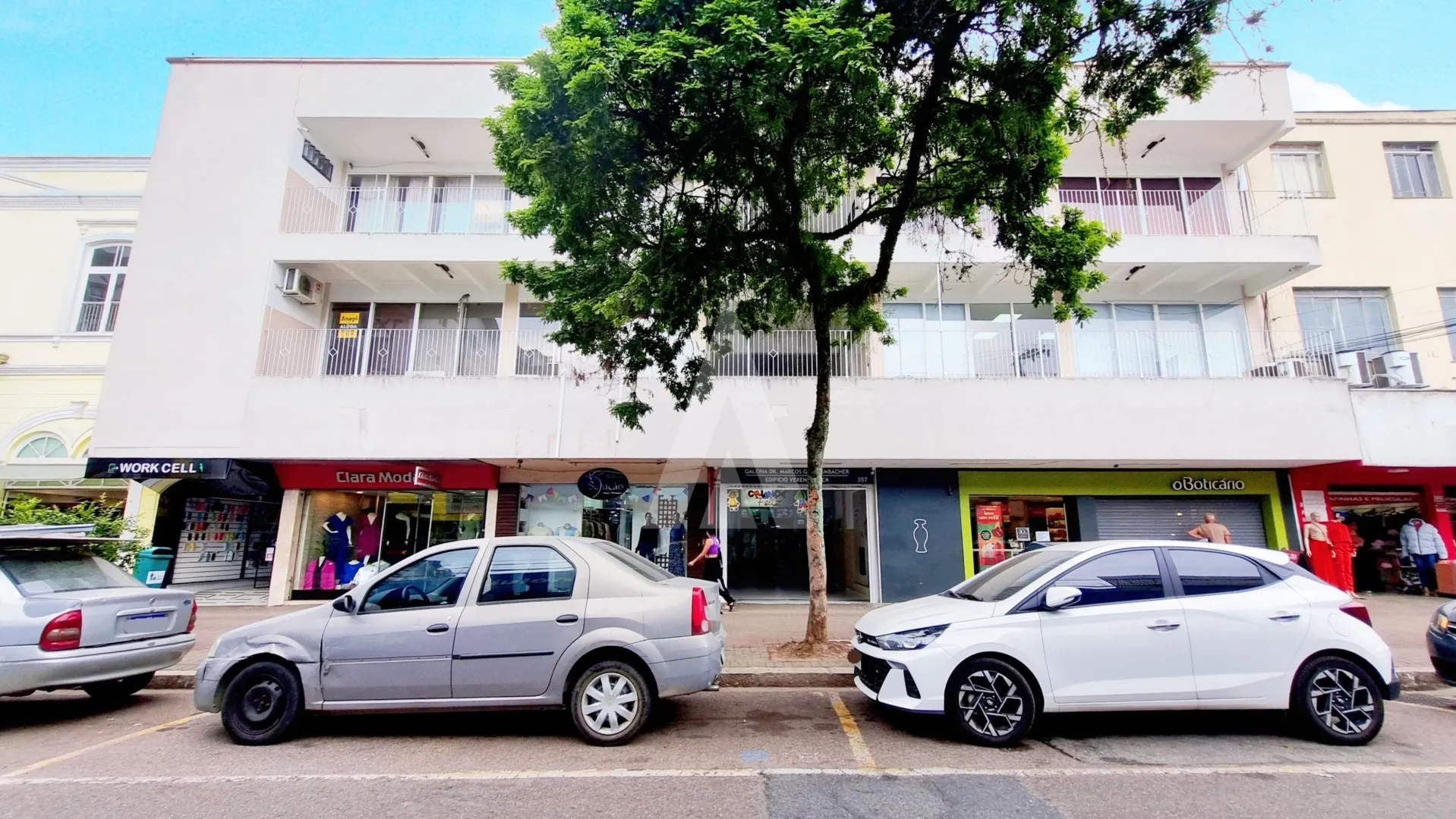 Sala para alugar por R$ 600.00, 23.00 m2 - CENTRO - JOINVILLE/SC — foto 2