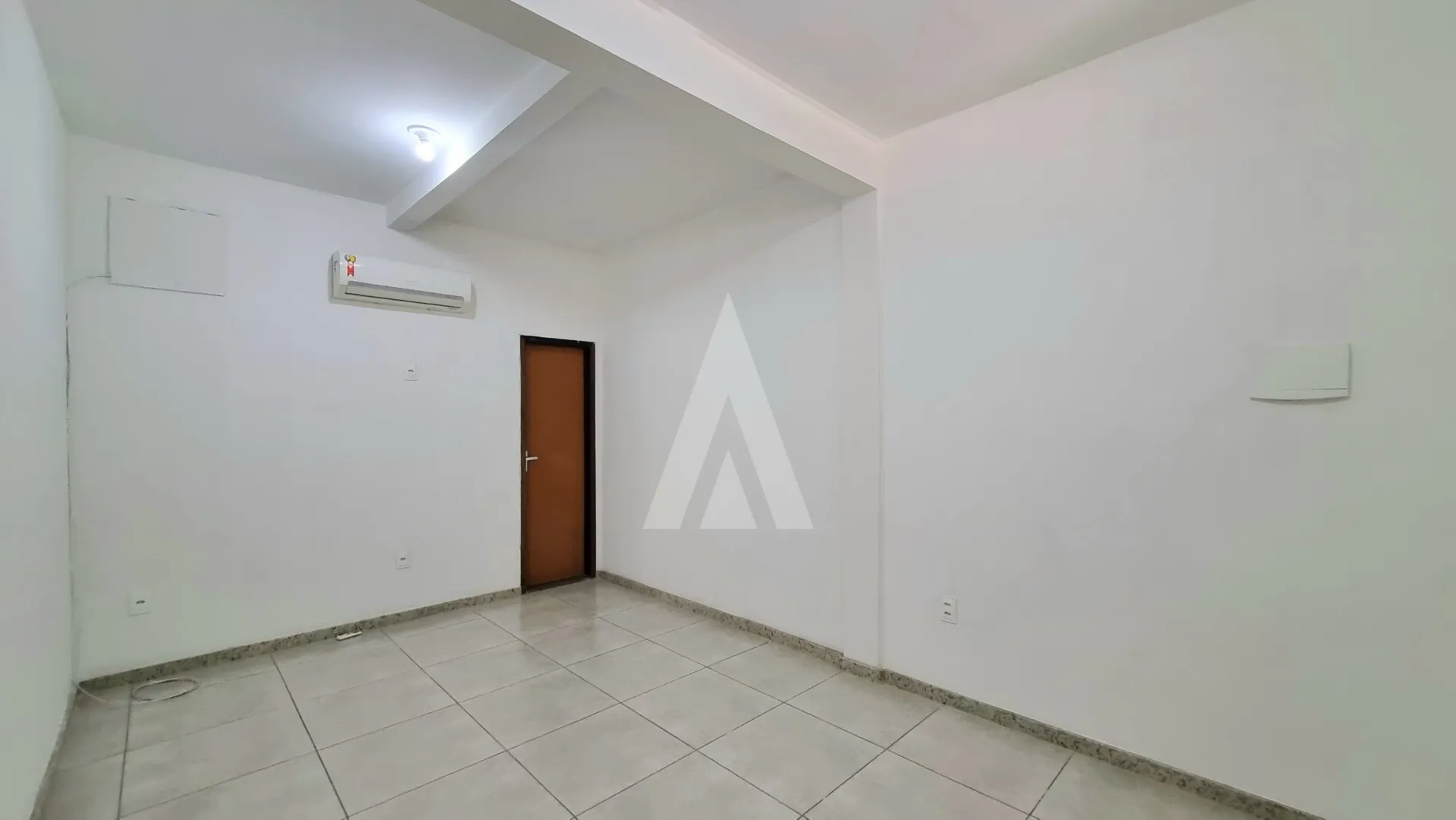 Sala para alugar por R$ 600.00, 23.00 m2 - CENTRO - JOINVILLE/SC — foto 6
