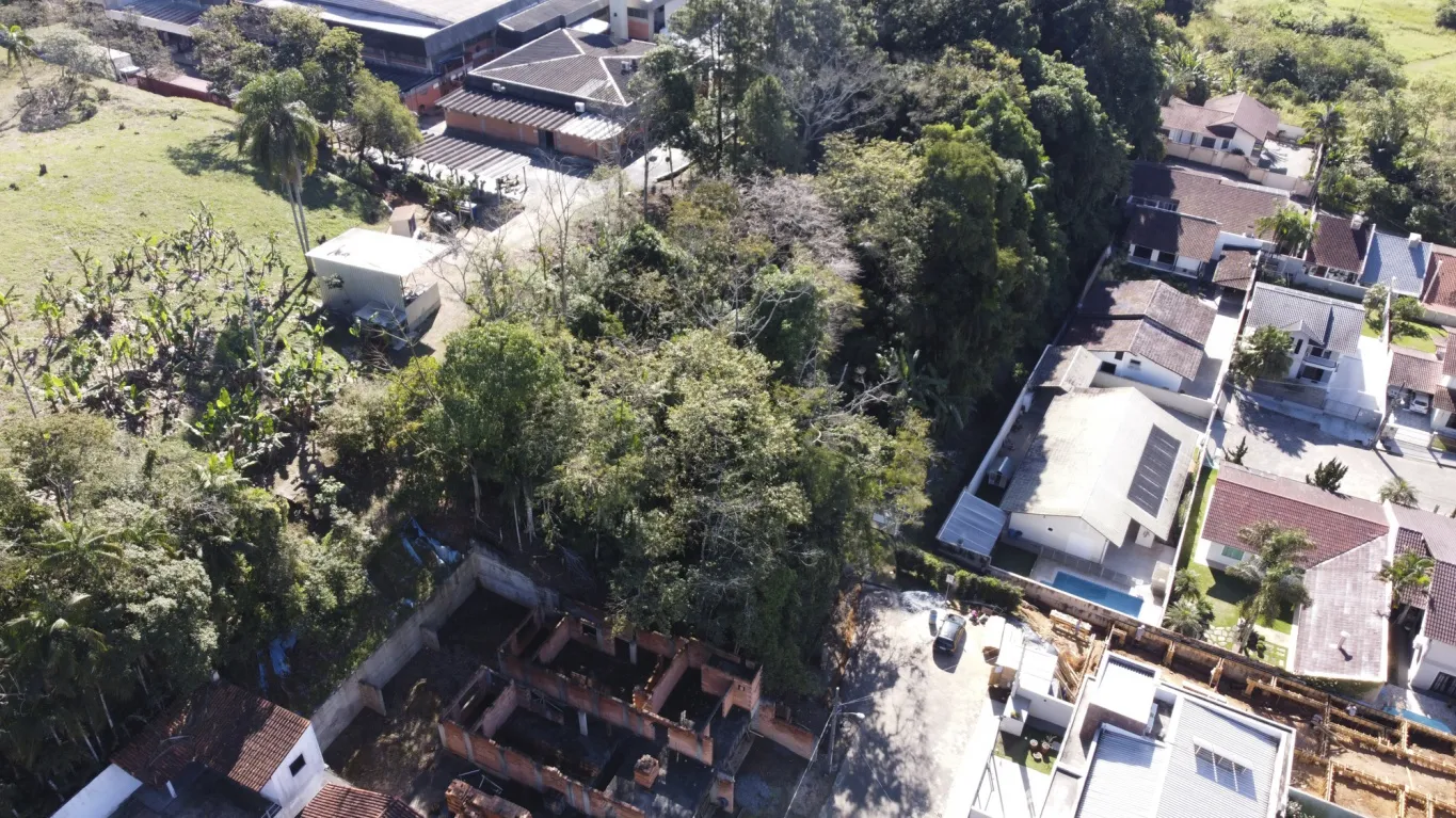 Terreno com ótima localização no Bairro Escola Agrícola - foto 1