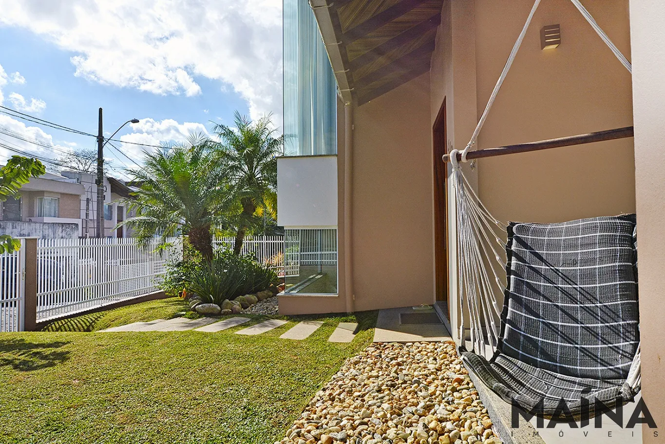 Excelente casa Residencial ou Comercial no Bairro Itoupava Norte, — foto 5