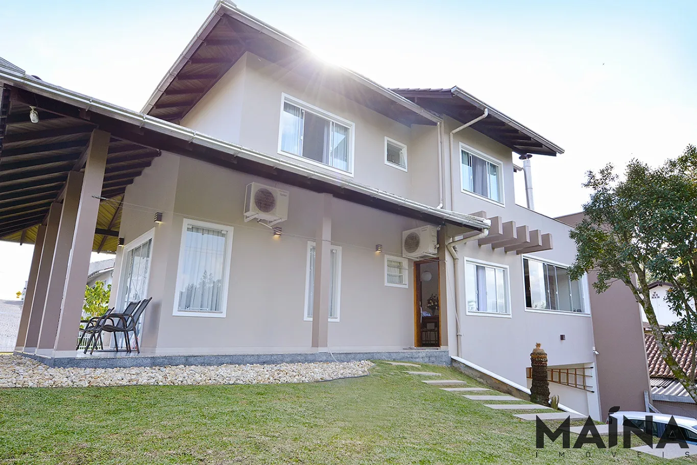 Excelente casa Residencial ou Comercial no Bairro Itoupava Norte, — foto 2