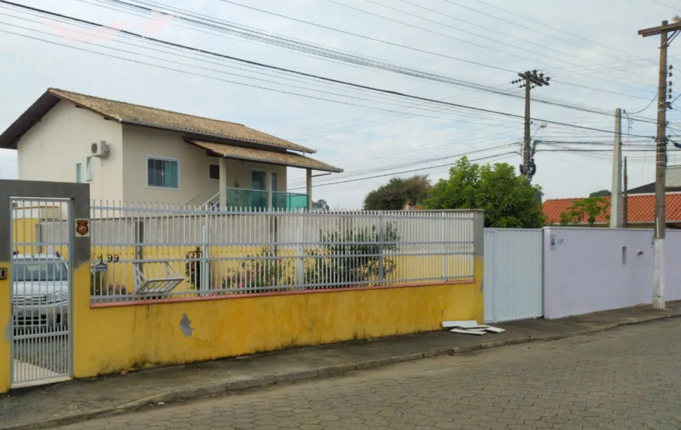 Ampla Casa no Centro de Penha/SC Ref. 968 — foto 2