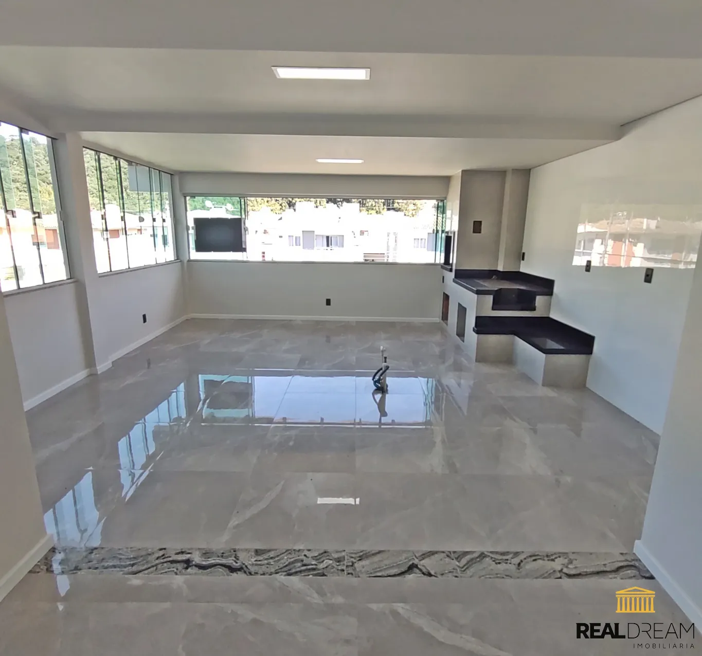 Casa com 5 suítes no loteamento São Francisco em Gaspar SC — foto 6
