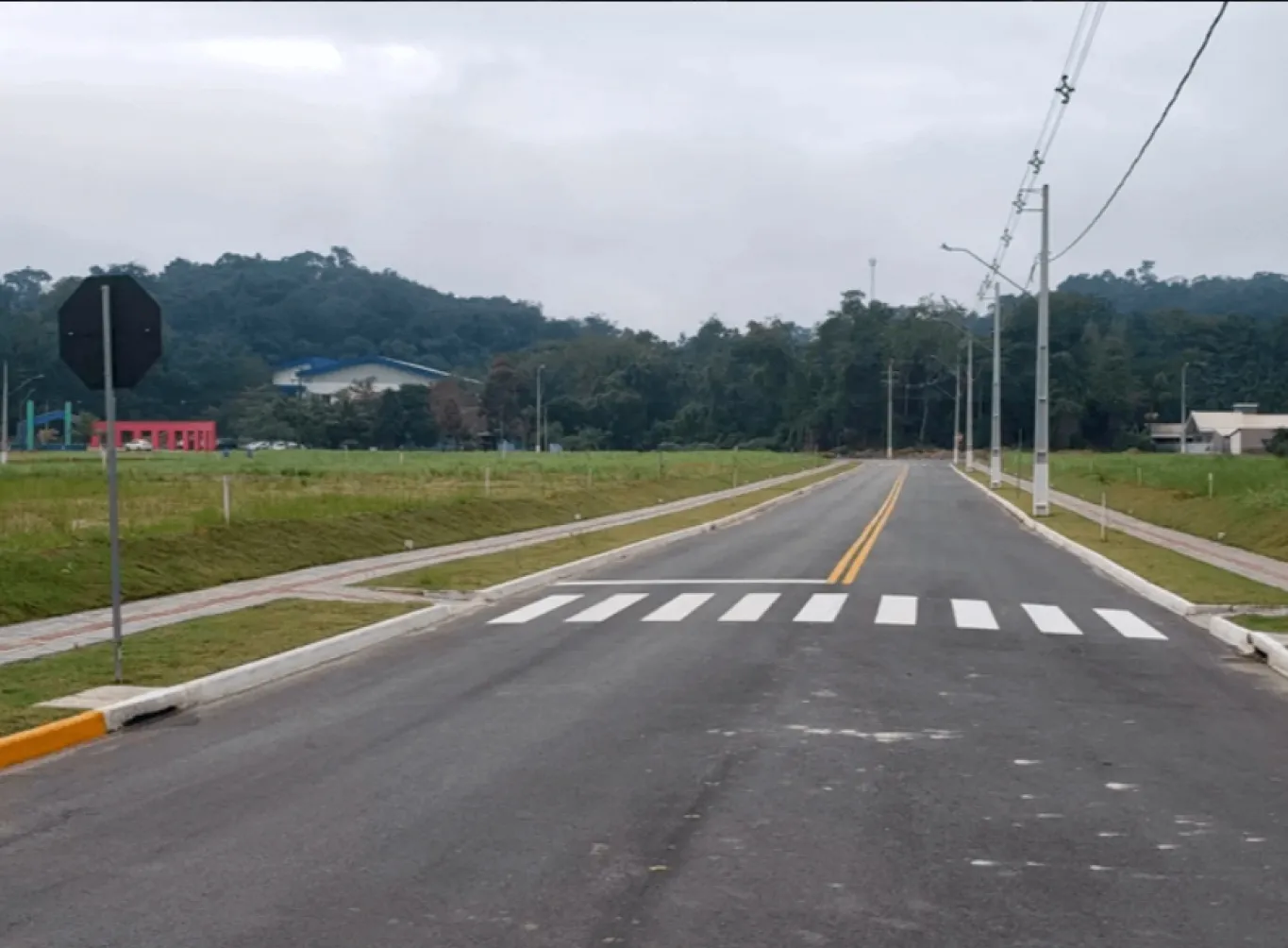 Excelente terreno, plano e pronto para construir — foto 4