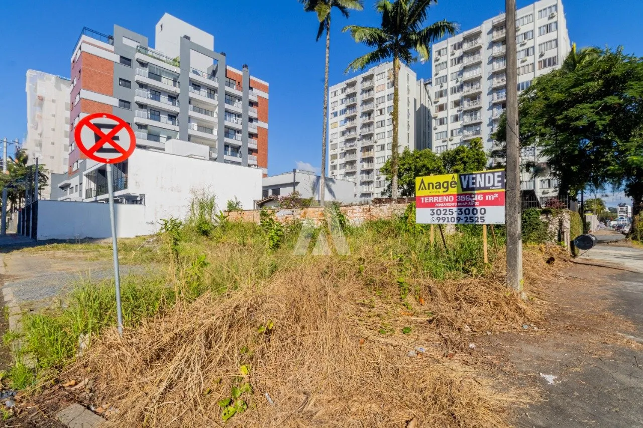 Terreno à venda no bairro América em Joinville, por R$ 735.000.00. — foto 3