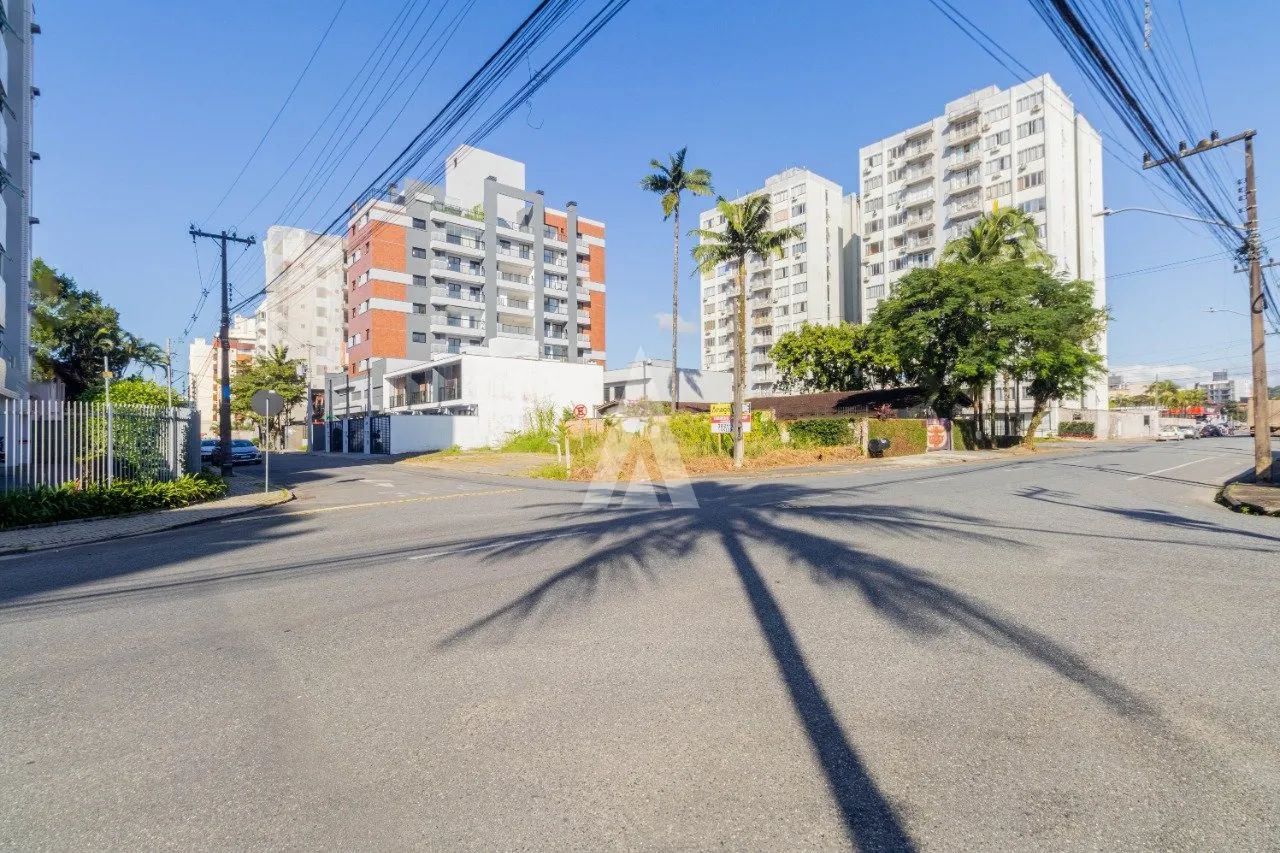 Terreno à venda no bairro América em Joinville, por R$ 735.000.00. — foto 4