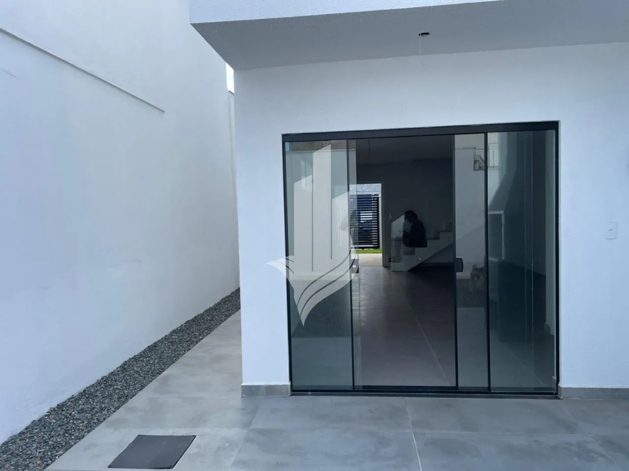 Sobrado Geminado em Barra Velha, Bairro Itajubá, com 123,25m, contendo 3 dormitórios, sendo 1 suíte com sacada. — foto 4