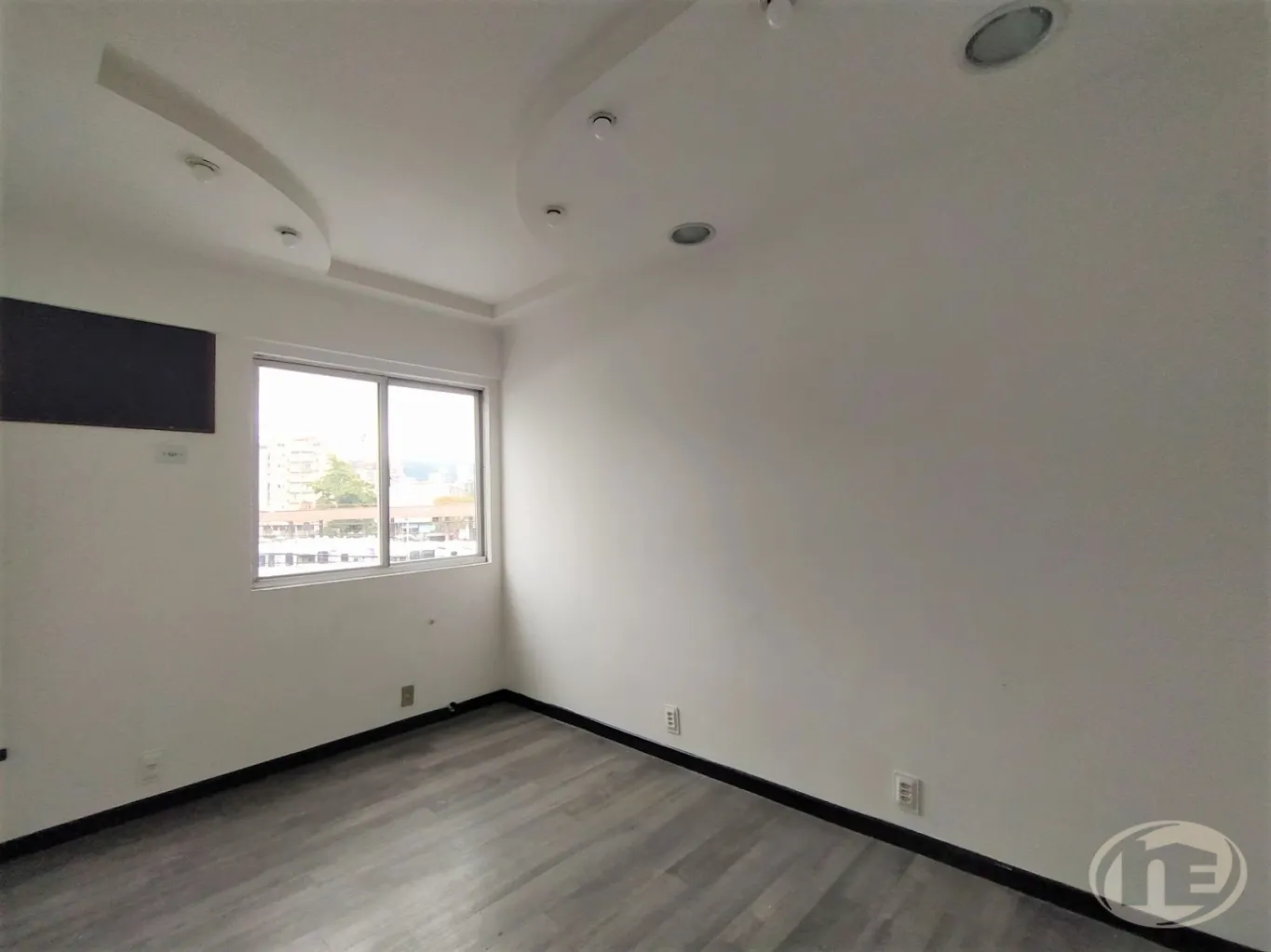 SALA COMERCIAL - GARCIA — foto 4