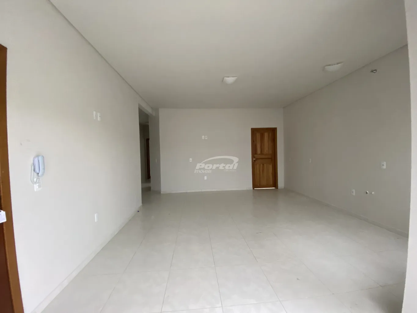 Amplo apartamento térreo em prédio baixo no centro — foto 3