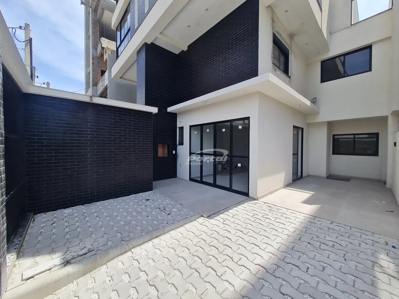 Apartamento Garden com 2 suítes e duas vagas no Constantine Residencial - Praia Canto Grande Mar de Fora/Mariscal, em Bombinhas. Apto térreo duplex com jardim. — foto 4