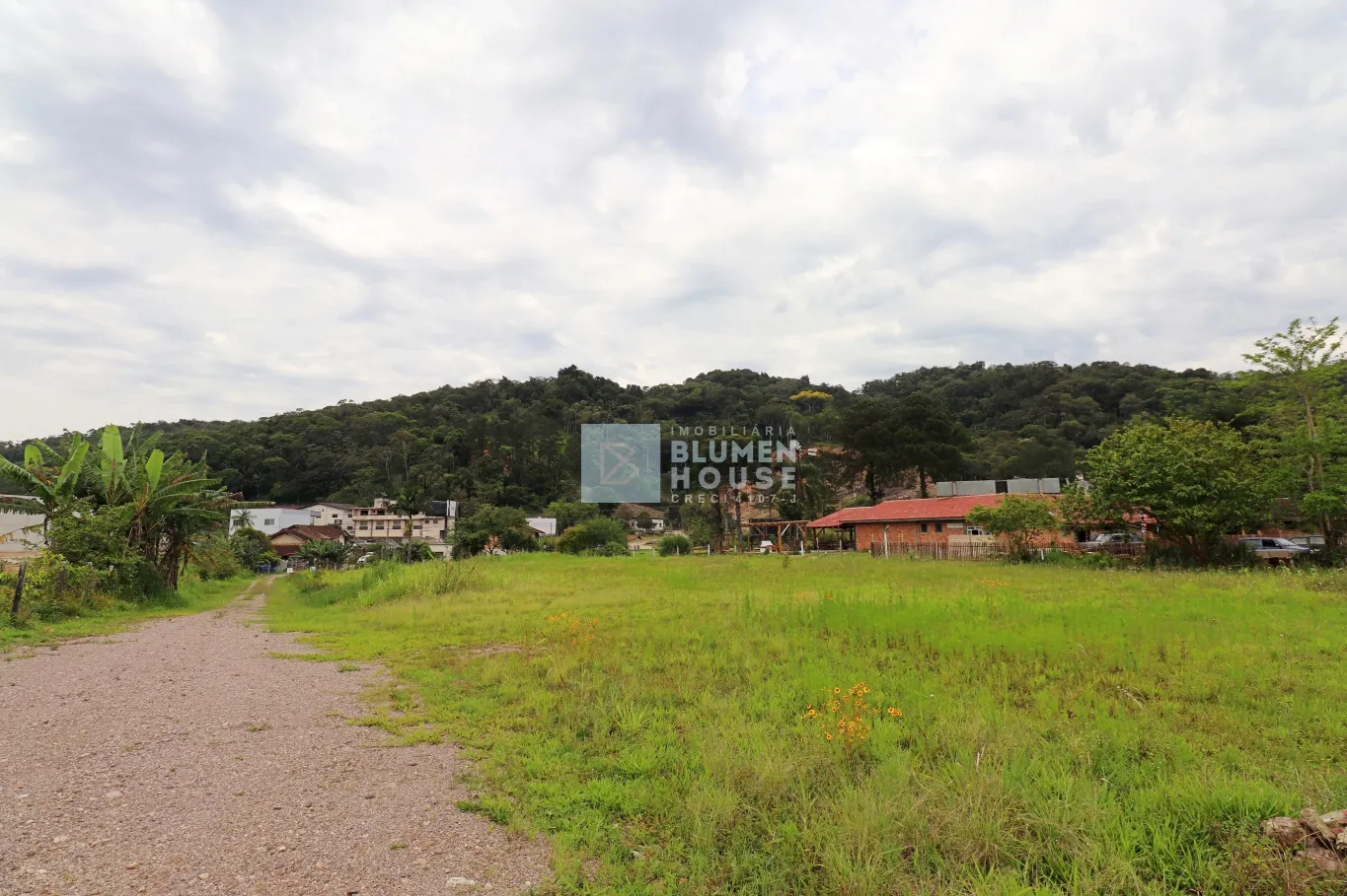 Amplo terreno no bairro Figueira, Gaspar! — foto 4