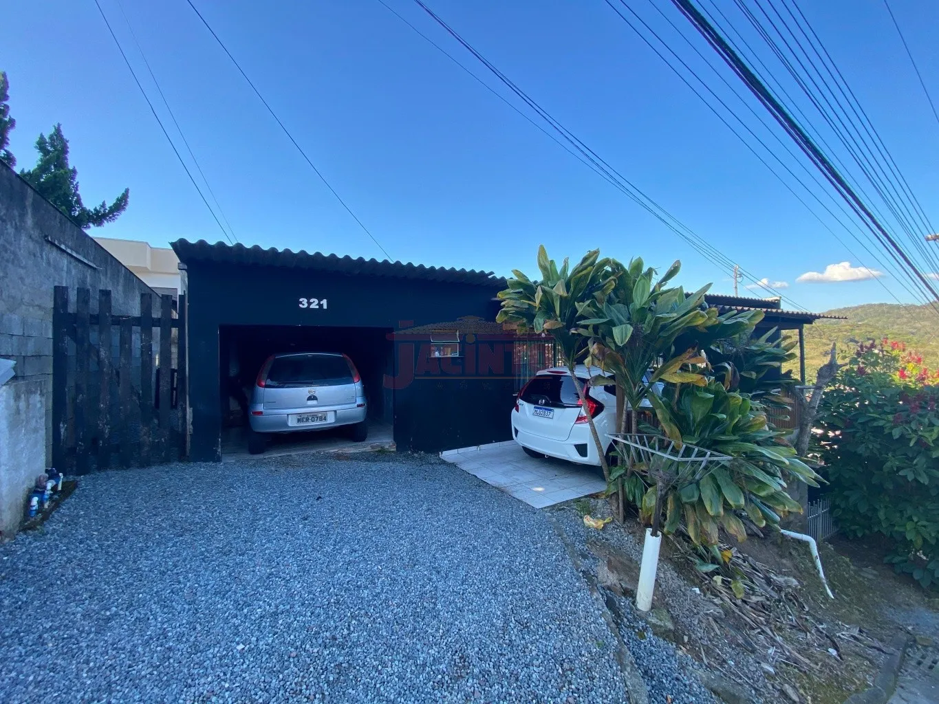 Apartamento com 3 dormitórios no bairro Fortaleza. - foto 1