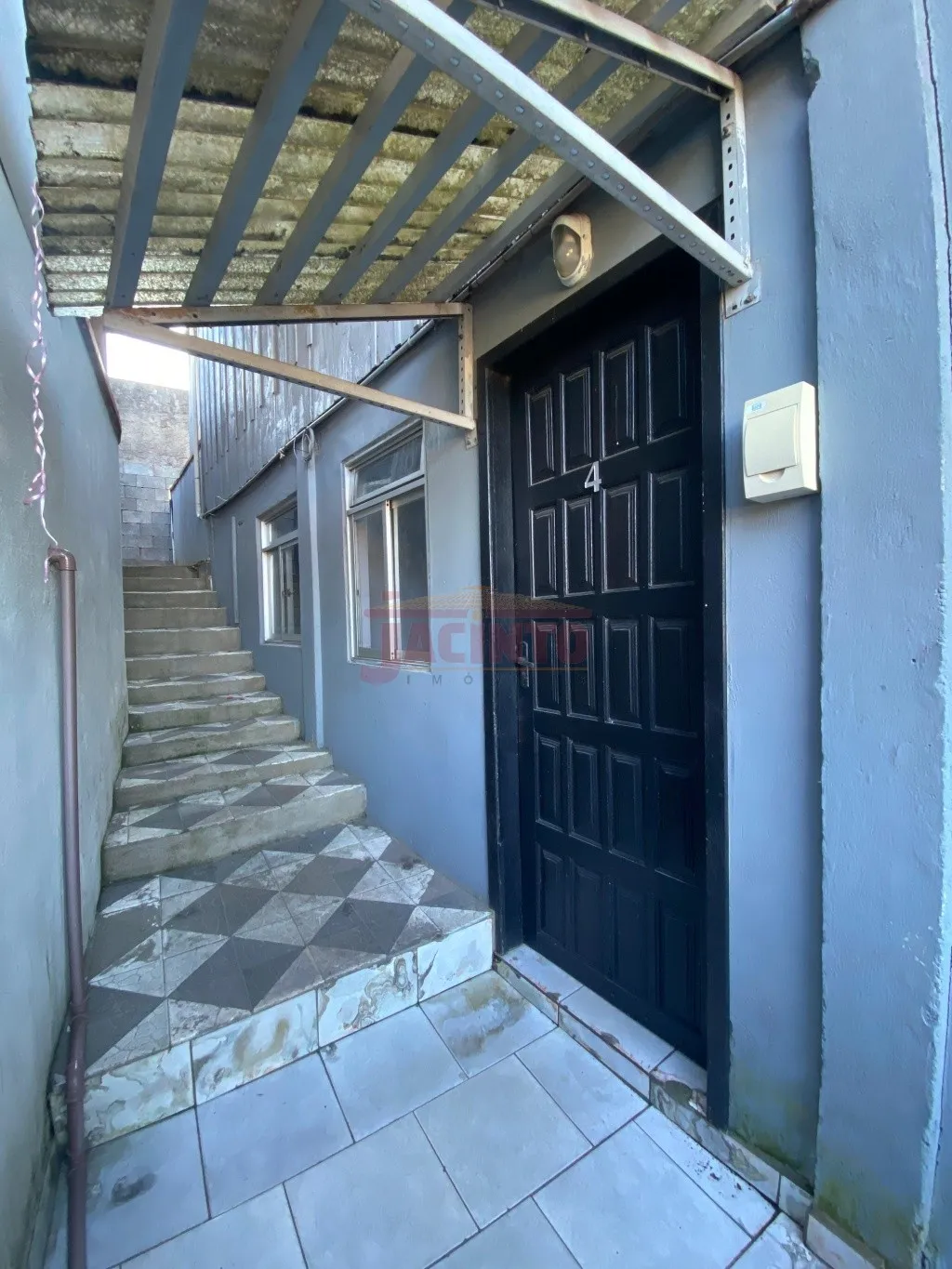Apartamento com 3 dormitórios no bairro Fortaleza. — foto 2