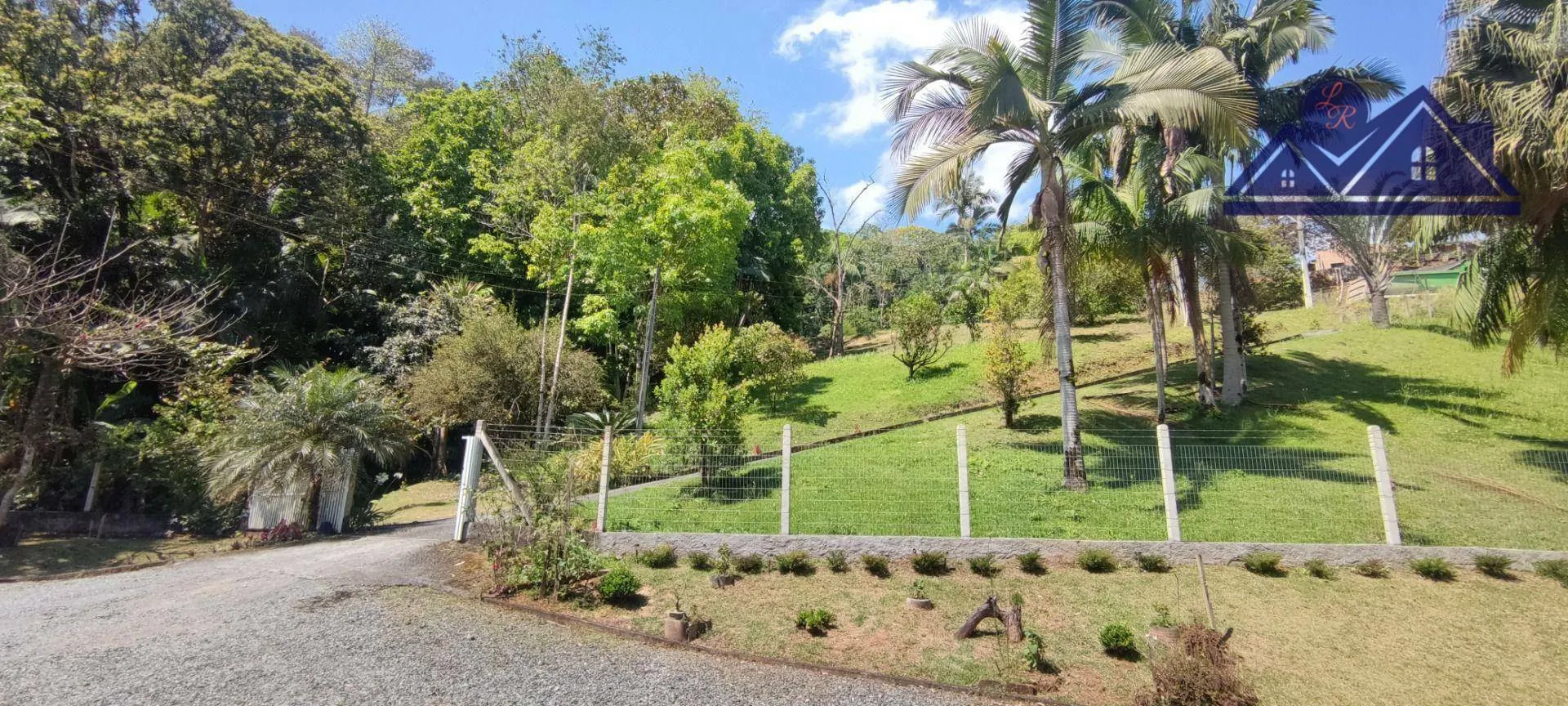 Casa com 3 dormitórios à venda de R$ 700.000,00 por R$ 649.000 - Itoupavazinha - Blumenau/SC — foto 2