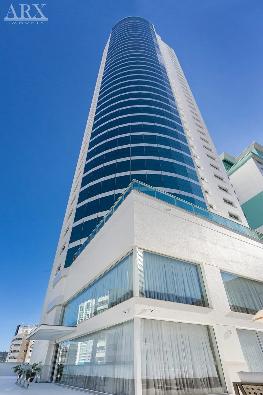 Apartamento mobiliado e equipado no centro de Balneário Camboriú - foto 1